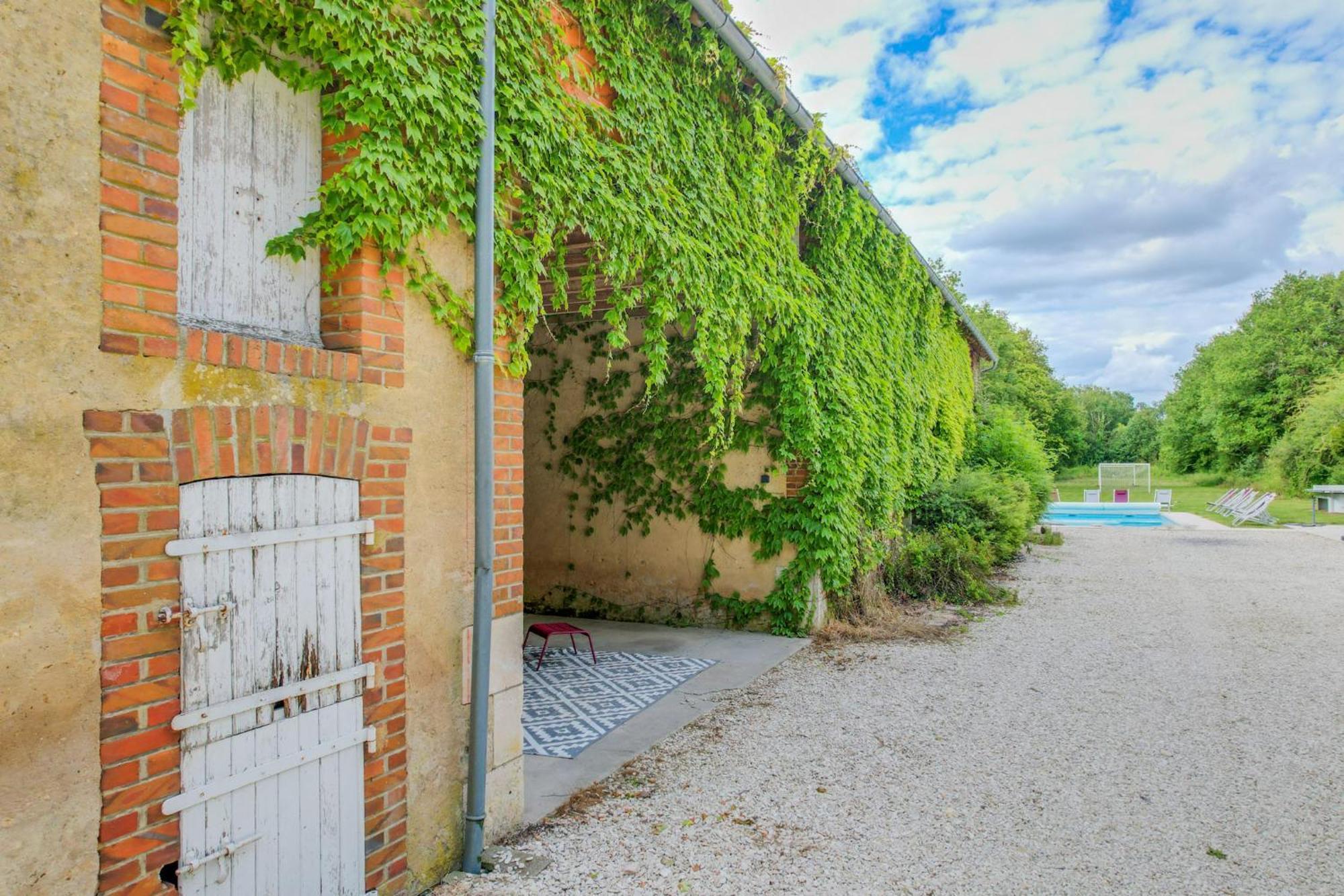 Crazy Villa Le Petit Belair 18 - Heated Pool - Foot - 2H Paris - 30P Aubigny-sur-Nère Екстериор снимка